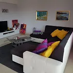 Joe Apartamento *