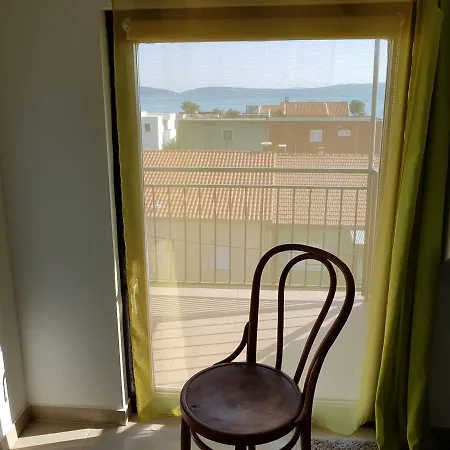 Joe Apartment Kastela