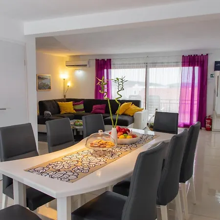 Διαμέρισμα Joe *