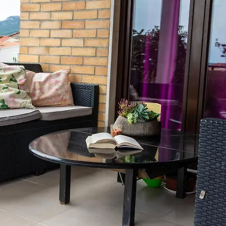 Joe Διαμέρισμα